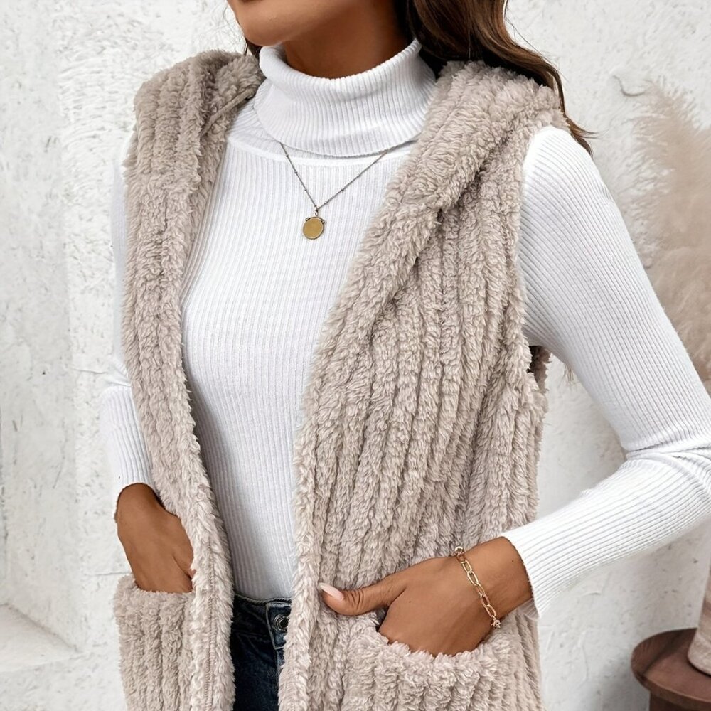 M&Q&D Fuzzy Hooded Vest with Pockets